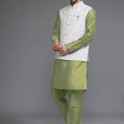 Utsav Fashion Men Regular Kurta with Pyjamas-42