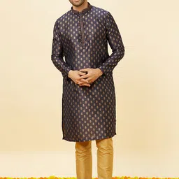 Manyavar Ethnic Motifs Foil Printed Mandarin Collar Straight Kurta with Pyjamas-picture-4