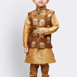 VASTRAMAY Boys Gold-Toned Regular Kurta Pyjamas With Jacket-10
