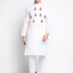 DEVOILER Ethnic Motifs Printed Regular Kurta With Pyjamas image 1