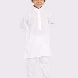 Maharaja Boys Geometric Embroidered Band Collar Long Sleeve Pure Cotton Kurta With Pyjamas-42