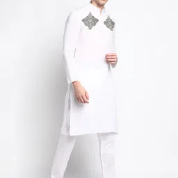DEVOILER Ethnic Motifs Printed Regular Kurta With Pyjamas image 3