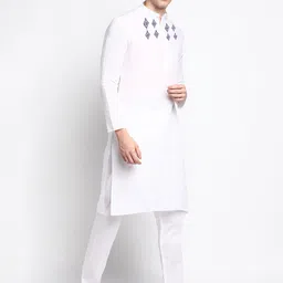 DEVOILER Ethnic Motifs Printed Kurta with Pyjamas image 3
