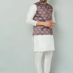 Kaifoo Men White & Grey Printed Kurta with Pyjamas & Nehru Jacket image 3