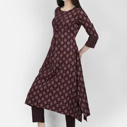 Span Ethnic Motifs Printed A-Line Kurta image 4