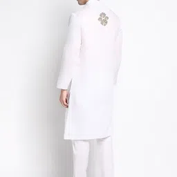 DEVOILER Ethnic Motifs Printed Regular Kurta with Pyjamas image 4