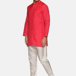 Sethukrishna Men Fuchsia Kurta with Pyjamas image 4