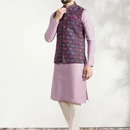 KISAH Mandarin Collar Regular Kurta with Trousers And Printed Nehru Jacket image 5