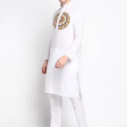 DEVOILER Ethnic Motifs Printed Regular Kurta With Pyjamas image 5