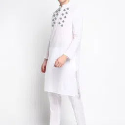 DEVOILER Ethnic Motifs Printed Regular Kurta with Pyjamas image 5