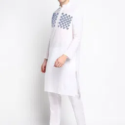 DEVOILER Ethnic Motif Printed Mandarin Collar Regular Straight Kurta with Pyjamas image 5