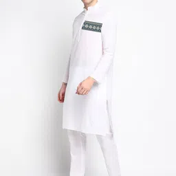 DEVOILER Ethnic Motifs Printed Regular Kurta with Pyjamas image 5