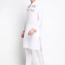 DEVOILER Ethnic Motifs Printed Regular Kurta With Pyjamas image 5