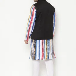 Hangup Men White Printed Kurta with Pyjamas & Nehru Jacket image 5