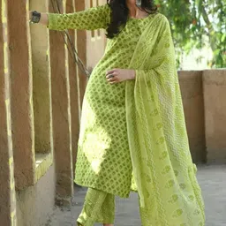 Vestimento Floral Printed Round Neck Straight Kurta with Trousers And Dupatta-image-5