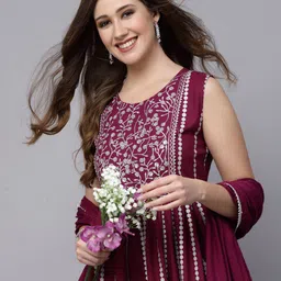 Stylum Purple Embroidered Sequinned Gotta Patti Panelled Kurti with Sharara & Dupatta-14