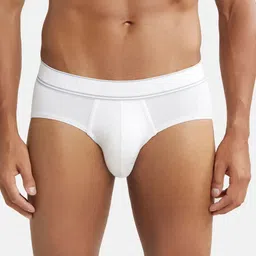 Jockey Men Anti Microbial Stretch With Stay Fresh Properties Basic Briefs- HG15-0105-WHITE-18