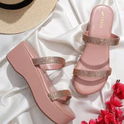 TRASE Block Pumps with Tassels-11