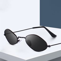 GARTH Unisex Oval Sunglasses With UV Protected Lens GRT_S-BTRFLY_BLK-16