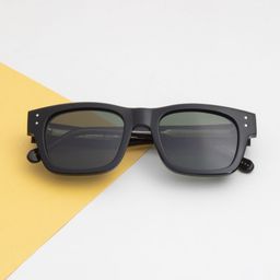 Ted Smith Unisex Wayfarer Sunglasses with Polarised and UV Protected Lens SUN-CONNER_C1-50