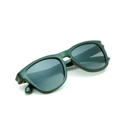 IRUS by IDEE Men Wayfarer Sunglasses with Polarised and UV Protected Lens image 5