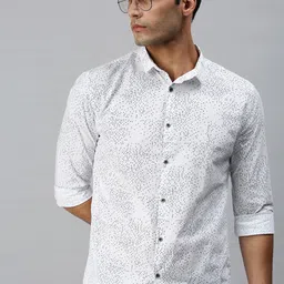 SHOWOFF Men White & Black Classic Slim Fit Ditsy Printed Cotton Casual Shirt-image-80