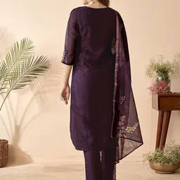 Anouk Violet Ethnic Motifs Embroidered Sequined Straight Kurta with Trousers & Dupatta image 5