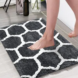 Aura Grey & White Geometric Printed 1850 GSM Anti Skid Bath Rug-18