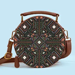 Kalankit Ethnic Motifs Textured Half Moon Satchel-11
