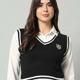 BROOWL V-Neck Woollen Crop Sweater Vest-image-26