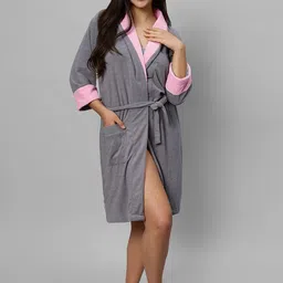 HotGown Colourblocked Shawl Collar Bath Robe-image-38