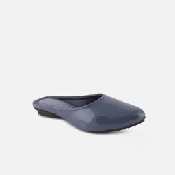White World Girls Round Toe mules-image-34