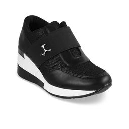 Mochi Women Black Slip-On Sneakers-27