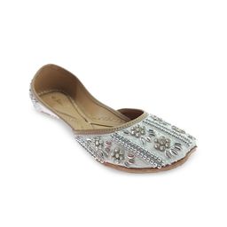 Fulkari Women Embellished Ethnic Mojaris Flats-picture-30