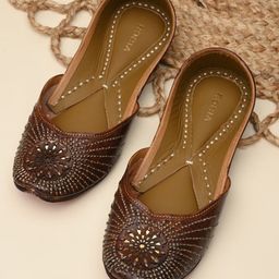 Rocia Women Mojaris Flats-39
