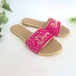 Sole House Women Pink Embellished Ethnic Open Toe Flats-image-33