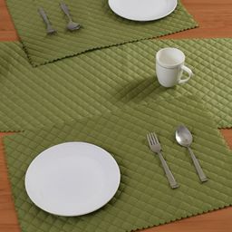 HOMADORN Green 5 Pieces Quilted Velvet Table Runner With Placemats-22