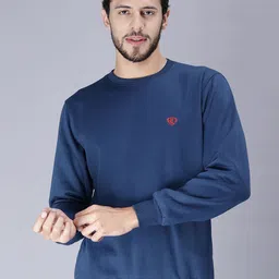 WE PERFECT Round Neck Fleece Pullover-picture-53