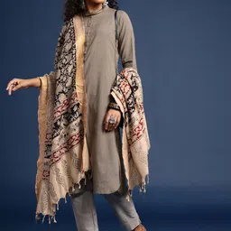 Taavi Hand Block Printed Kalamkari Dupatta with Zari image 2
