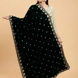 Moda Chales Embroidered Velvet Dupatta with Sequinned-picture-50