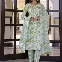 Anouk Women Floral Yoke Design Regular Aari Work Pure Cotton Kurta with Pyjamas & With Dupatta image 5