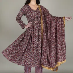 PARTHVI Paisley Printed Anarkali Kurta & Trousers With Dupatta-picture-17