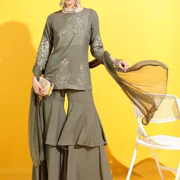 Vishudh Women Ethnic Motifs Viscose Rayon Kurta Set-image-55