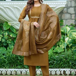 VIBE VISION Women Floral Regular Kurta with Trousers & With Dupatta-41