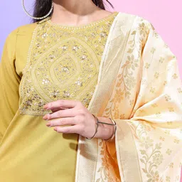 Vishudh Women Yellow Yoke Design Embrioderd Kurti With Trousers & With Dupatta image 4