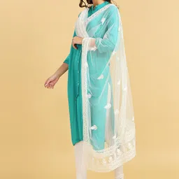 Dupatta Bazaar Floral Embroidered Net Dupatta With Thread Work image 3