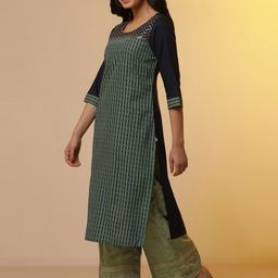 AURELIA Striped Sequinned Round Neck Three-Quarter Sleeves Kurta with Palazzos & Dupatta image 4