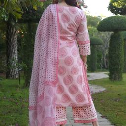 7Threads Women Ethnic Motifs Printed Regular Kurta with Trousers & With Dupatta image 4