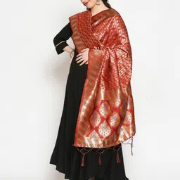 Dupatta Bazaar Red & Gold-Toned Woven Design Dupatta image 3