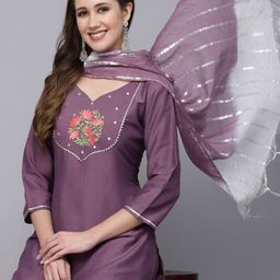 Stylum Mauve & White Floral Yoke Design Thread Work Kurta With Trousers & Dupatta image 3